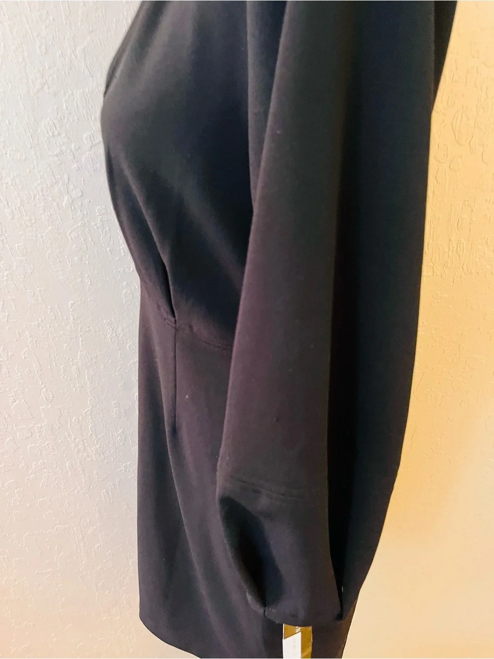 Donna Morgan sleek black